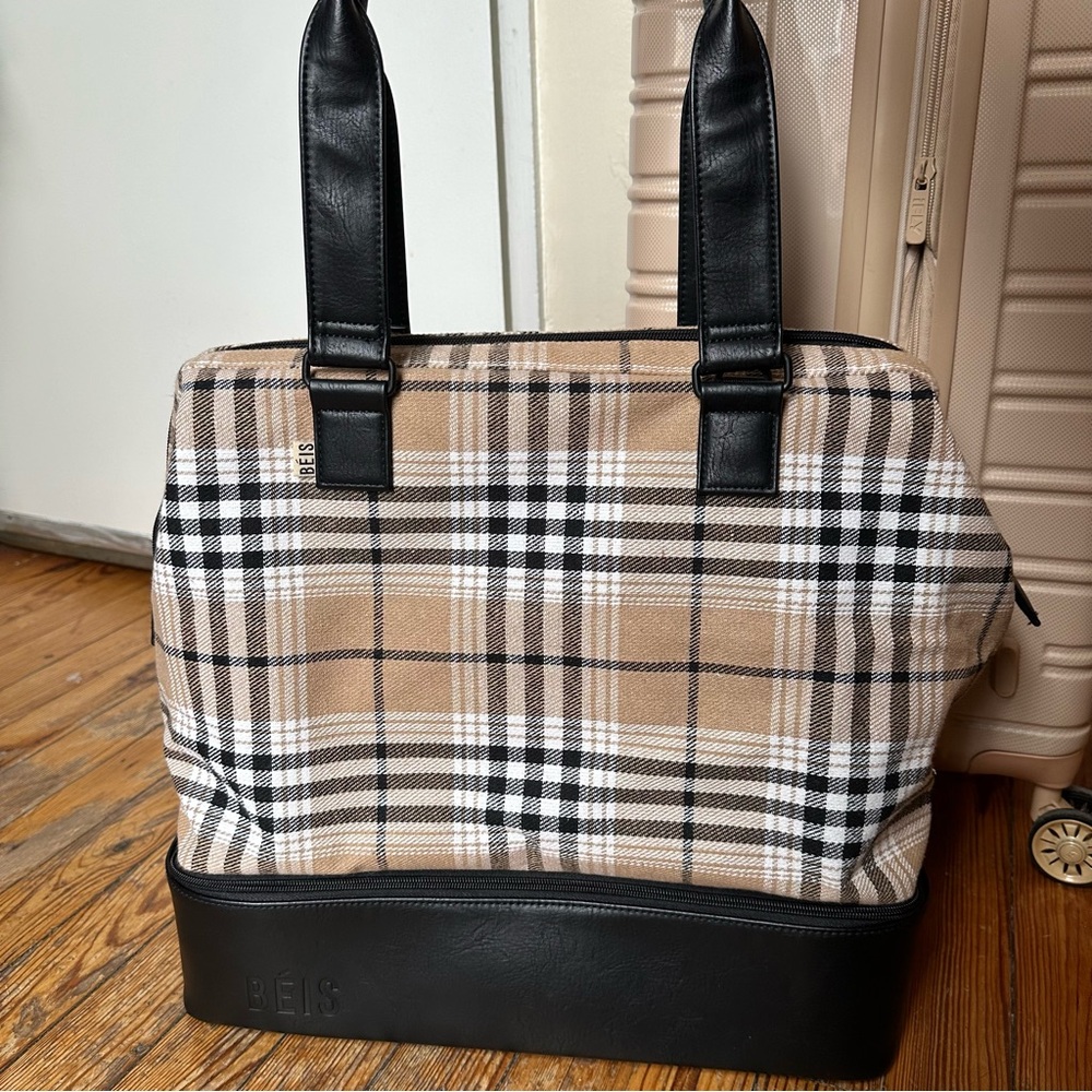 BEIS weekender bag plaid